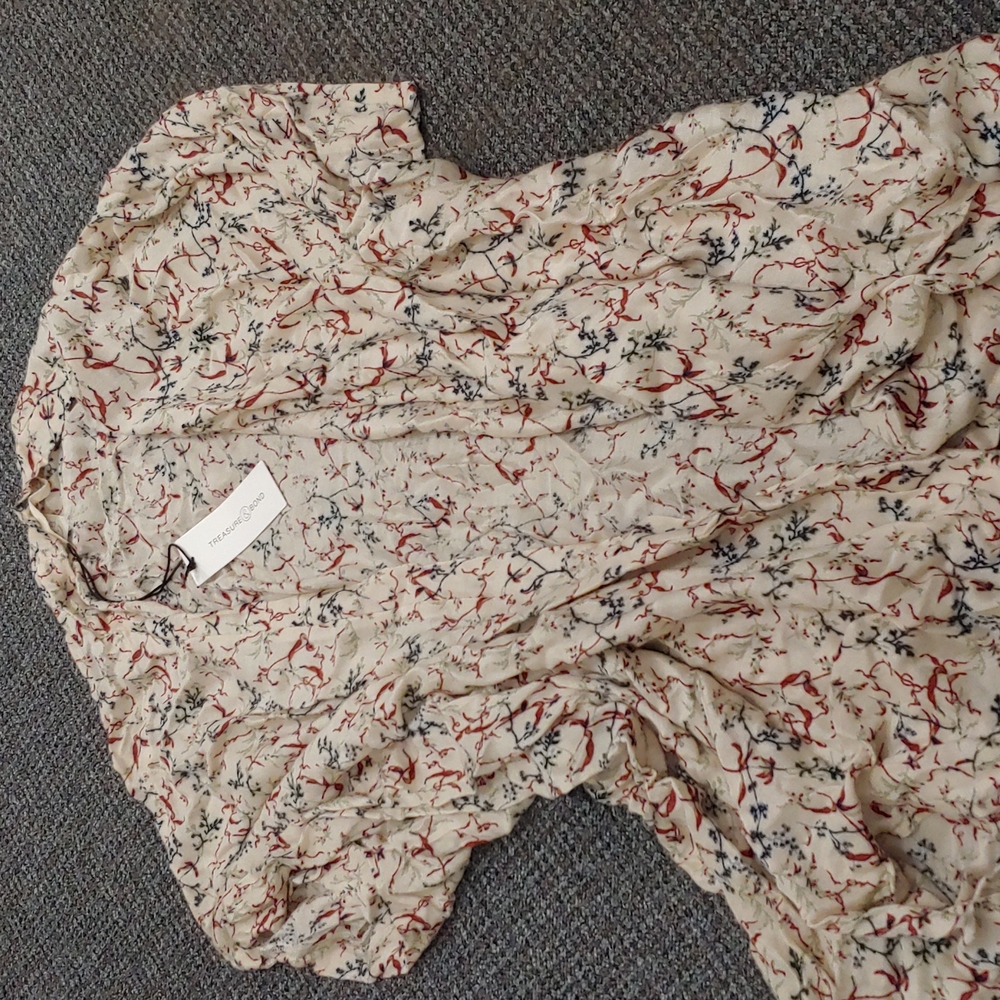 Smock / cover up / shrug